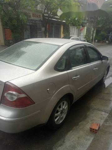 Cần bán Ford Focus sản xuất 2009, giá chỉ 290 triệu