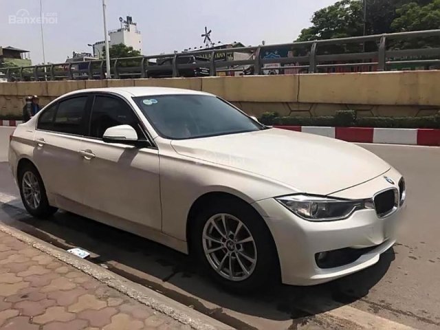 Bán BMW 3 Series 320i đời 2012, màu trắng, xe nhập  