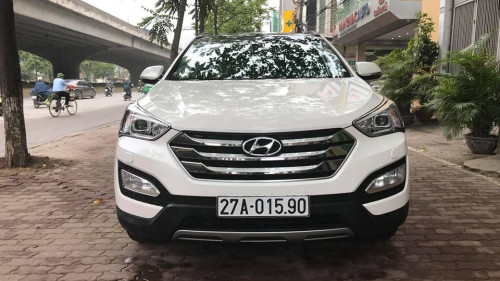 Cần bán Hyundai Santa Fe 2.4 AT đời 2014, màu trắng 