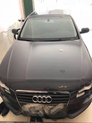 Cần bán lại xe Audi A4 2.0T sản xuất 2010, màu đen, xe nhập 