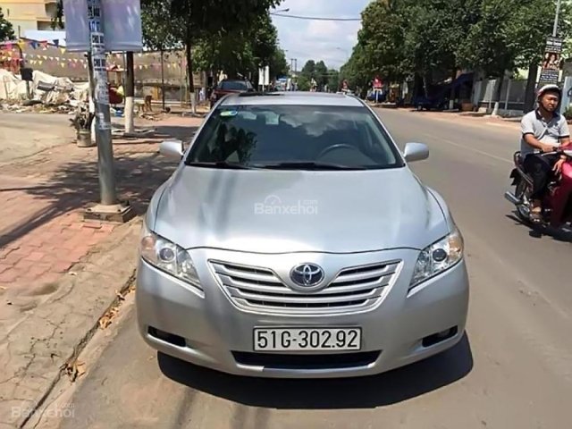 Bán Toyota Camry LE đời 2007, màu bạc, xe nhập