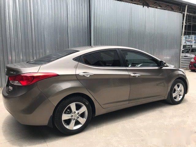 Bán xe Hyundai Elantra năm 2013 còn mới