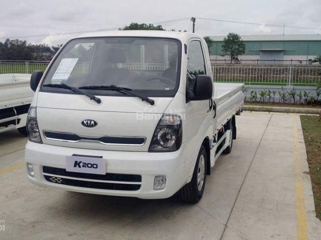 Bán xe Thaco Kia K200, màu trắng, 343 triệu, mua trả góp 80%