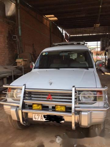 Bán xe Mitsubishi Pajero 1993, màu trắng như mới, giá 140tr