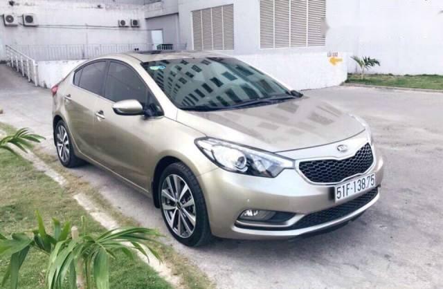 Bán xe Kia K3 2.0 AT 2015, giá chỉ 550 triệu