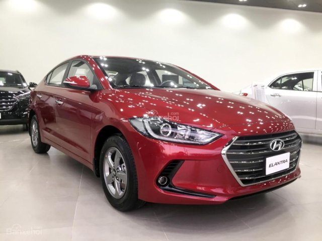 Bán Hyundai Elantra 1.6 MT - giá thấp nhất Việt Nam