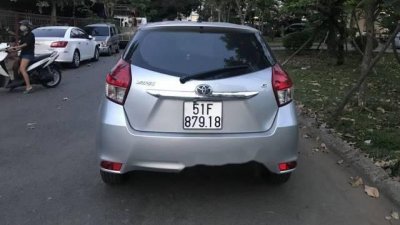 Bán Toyota Yaris 2017, màu bạc