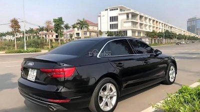 Cần bán Audi A4 TFSI sản xuất 2017, màu đen, nhập khẩu như mới