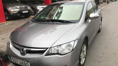 Bán Honda Civic 2.0 AT sản xuất năm 2006, màu bạc, giá 325tr