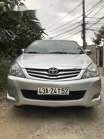 Cần bán Toyota Innova G sản xuất 2009, màu bạc còn mới