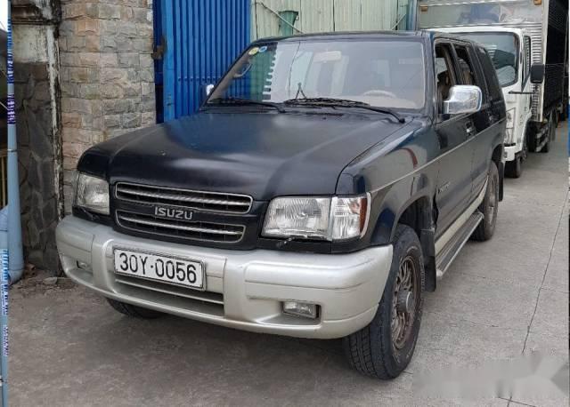 Bán xe Isuzu Trooper đời 2002, màu đen, xe nhập số sàn