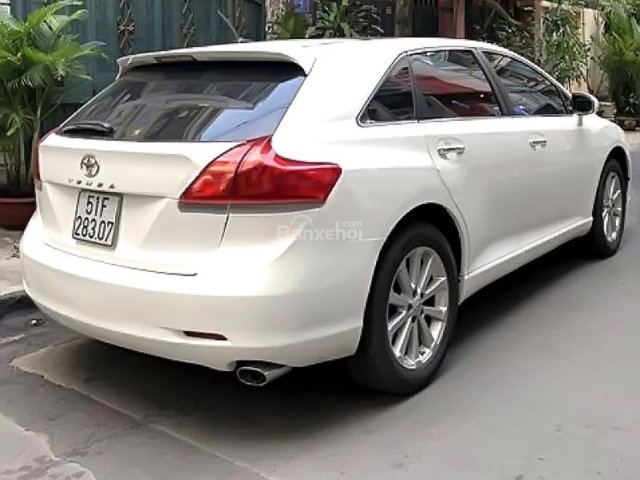 Cần bán lại xe Toyota Venza 2.7 2009, màu trắng, xe nhập chính chủ, 886 triệu