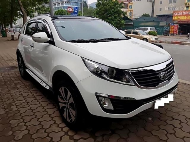 Bán xe Kia Sportage 2.0AT 2013, màu trắng, xe nhập