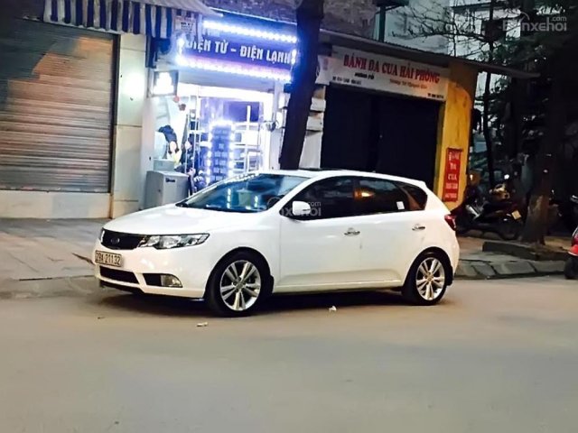 Cần bán Kia Cerato năm 2011, màu trắng, nhập khẩu  