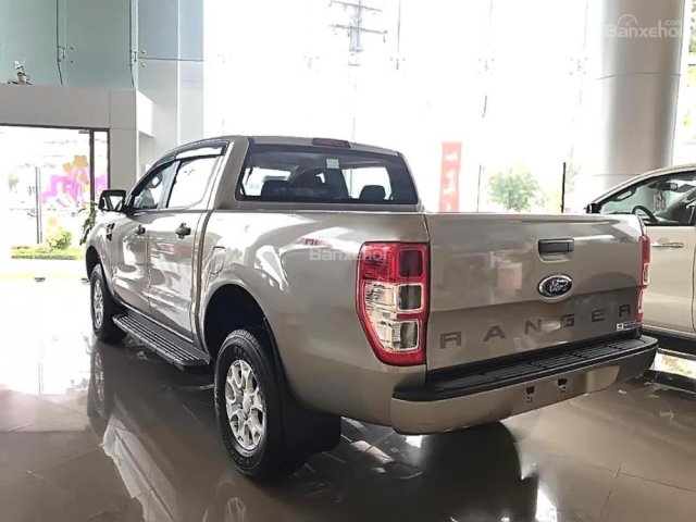 Bán ô tô Ford Ranger XLS 2.2L 4x2 MT đời 2017, nhập khẩu nguyên chiếc, giá 659tr