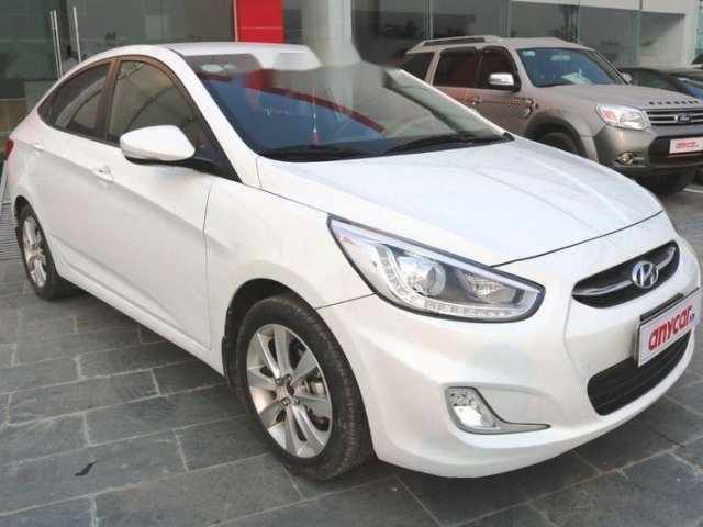 Bán xe Hyundai Accent 1.4MT sản xuất 2014, màu trắng, 434tr