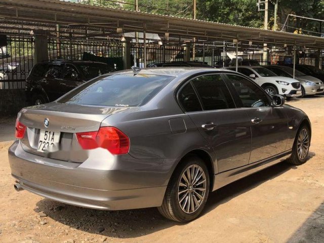 Bán BMW 3 Series 320i sản xuất 2010, màu xám, nhập khẩu chính chủ