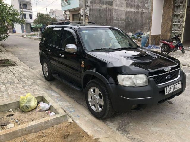 Cần bán xe Ford Escape đời 2003, màu đen