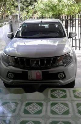 Bán Mitsubishi Triton đời 2015, màu bạc như mới0