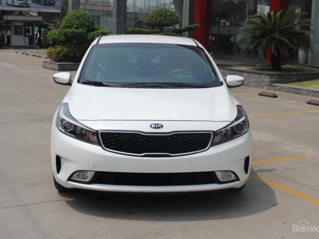 Bán Kia Cerato 1.6 MT mới chỉ cần trả trước từ 135tr, thủ tục nhanh lẹ, tư vấn nhiệt tình