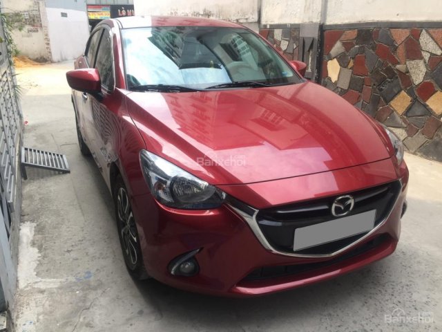 Nhà kinh doanh cần tiền bán nhanh xe Mazda 2 AT màu đỏ 2018, mới tinh