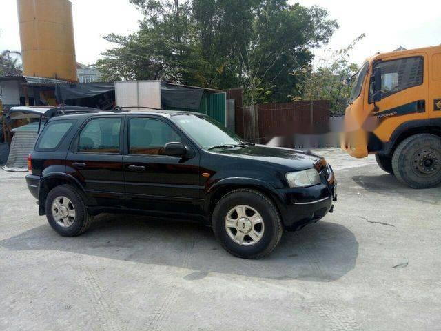 Bán ô tô Ford Escape 2004, màu đen  