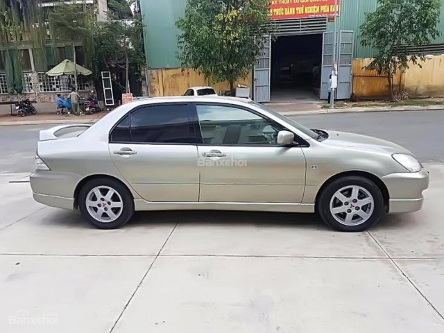 Cần bán lại xe Mitsubishi Lancer sản xuất 2005, 298tr