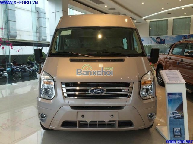 Cần bán Ford Transit Medium sản xuất năm 2018, màu bạc, giá chỉ 820 triệu