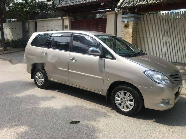 Bán xe Toyota Innova 2.0G năm 2010 ít sử dụng, giá 395tr