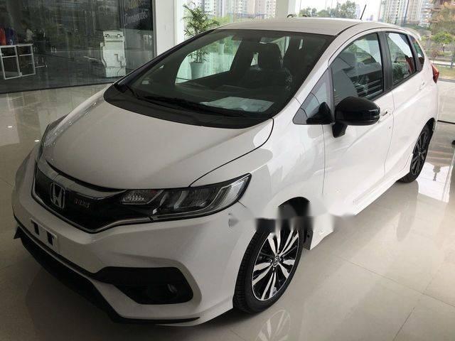 Bán Honda Jazz đời 2018, màu trắng, nhập khẩu