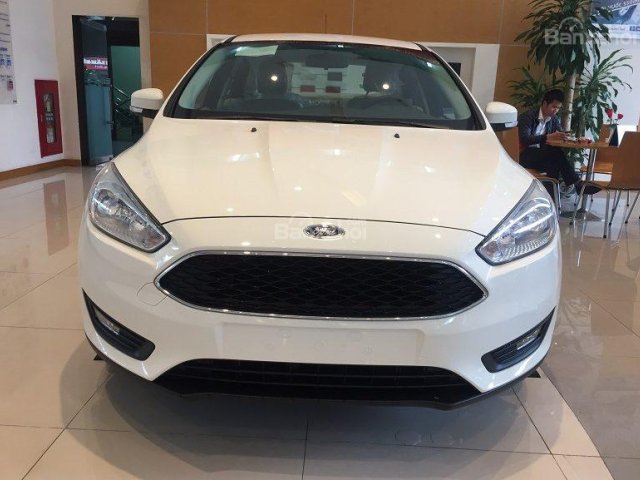 Bán Ford Focus 2019, hỗ trợ trả góp lên tới 90%, chỉ cần 100 triệu nhận xe ngay, hỗ trợ giảm giá lên tới 150tr đồng