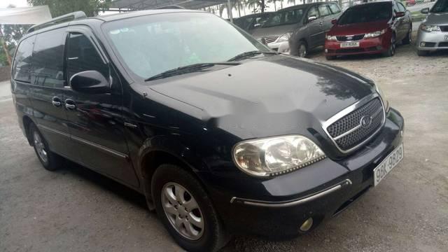 Cần bán gấp Kia Carnival đời 2008, màu đen xe gia đình