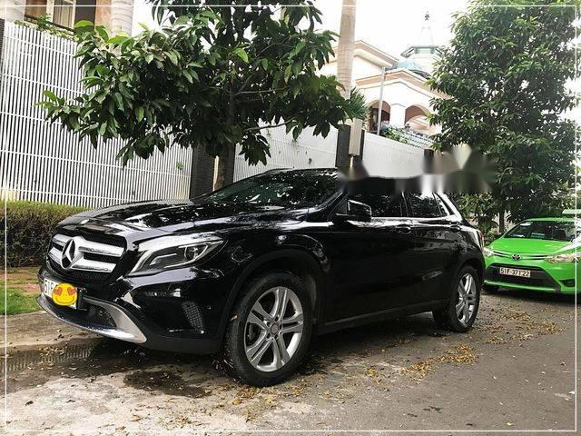 Bán Mercedes GLA 200 sản xuất 2016, màu đen, xe nhập