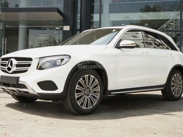 Bán Mercedes GLC 250 Facelift 2019, giao xe ngay