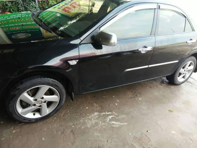 Bán ô tô Mazda 6 năm 2003, màu đen chính chủ, 240 triệu