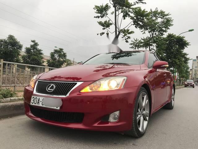 Cần bán gấp Lexus IS 250 sản xuất năm 2009, màu đỏ, nhập khẩu nguyên chiếc còn mới, 899 triệu