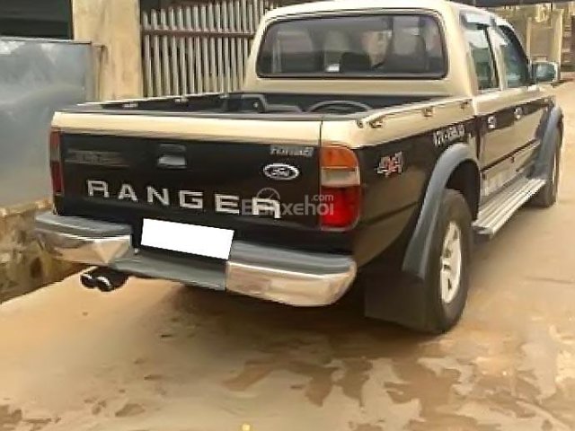 Cần bán xe Ford Ranger XLT năm 2004, số sàn