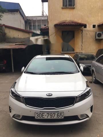 Bán Kia Cerato 2.0AT năm sản xuất 2017, màu trắng