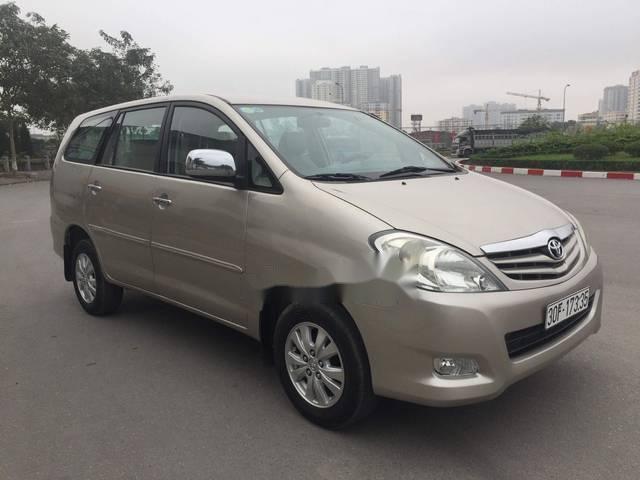 Cần bán gấp Toyota Innova 2.0 G đời 2012 như mới