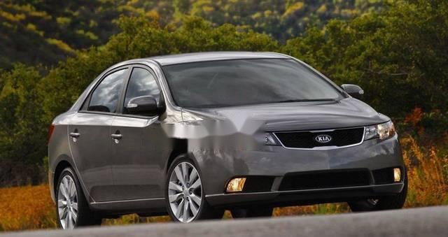 Cần bán xe Kia Forte 2010, màu đen, xe nhập số tự động, giá tốt