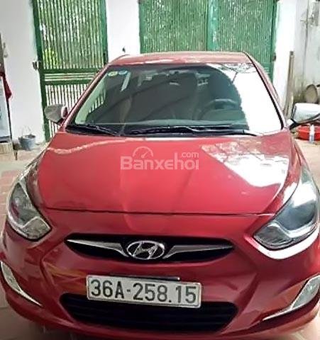 Cần bán xe Hyundai Accent sản xuất 2014, màu đỏ, nhập khẩu, 412tr