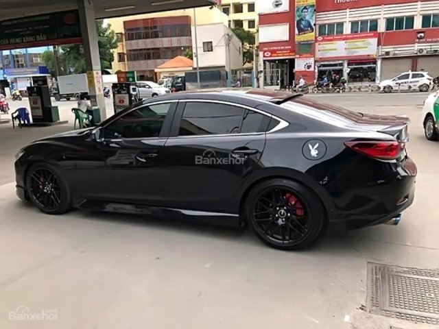 Bán xe Mazda 6 2.5 AT sản xuất năm 2015, màu đen giá cạnh tranh