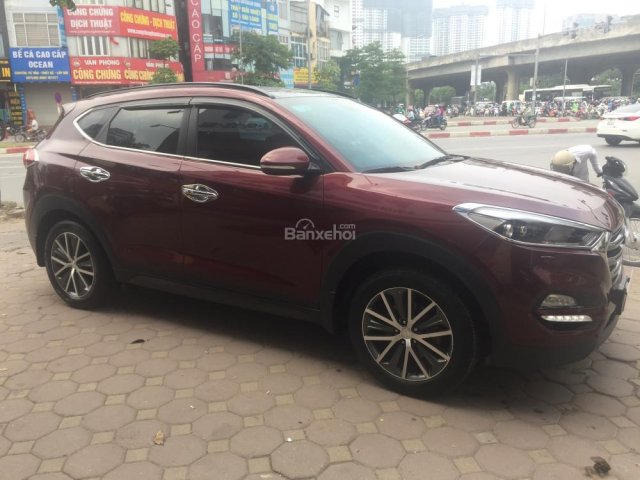 Cần bán Hyundai Tucson năm 2015, màu đỏ, nhập khẩu