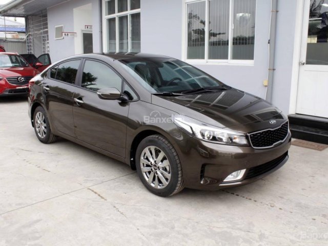 Bán xe Kia Cerato 2018, có xe đủ màu tại showroom, liên hệ 0938 907 874