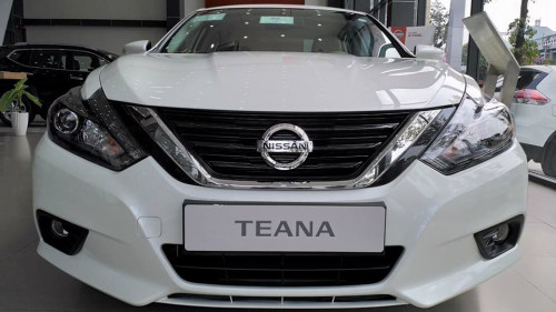 Bán Nissan Teana 2.5SL AT sản xuất năm 2017, màu trắng