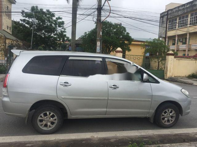 Bán xe Toyota Innova đời 2007, màu bạc, giá 225tr