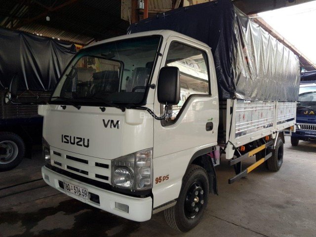 Bán gấp xe tải Isuzu 3T49 mới 100%, trả góp 90% giá trị xe