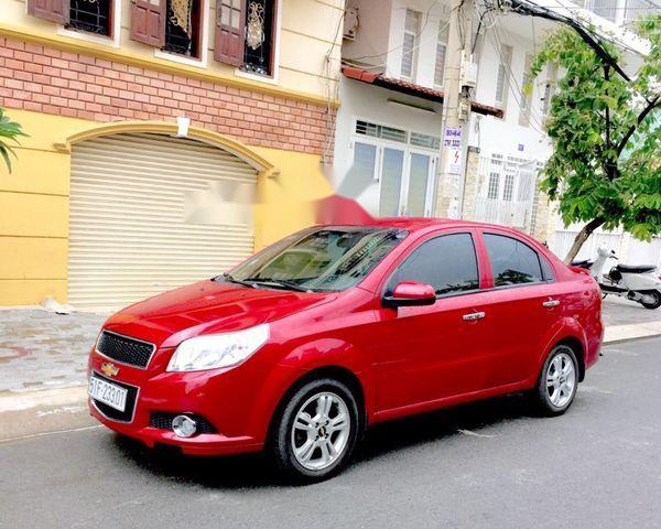 Cần bán Chevrolet Aveo LTZ năm sản xuất 2015, màu đỏ ít sử dụng