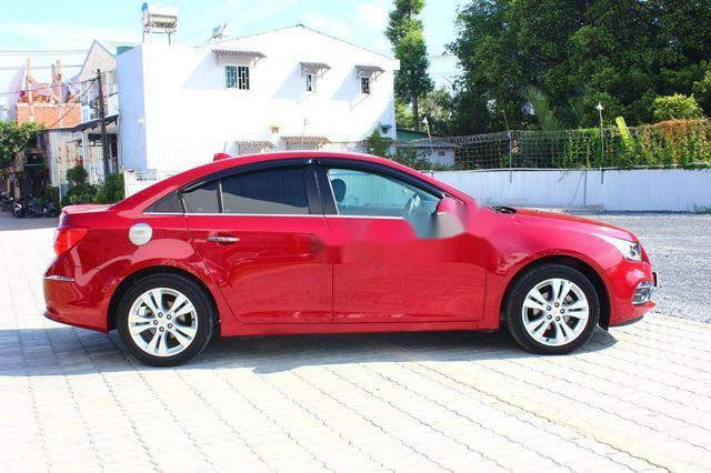 Bán Chevrolet Cruze LTZ 1.8AT đời 2017, màu đỏ, giá tốt