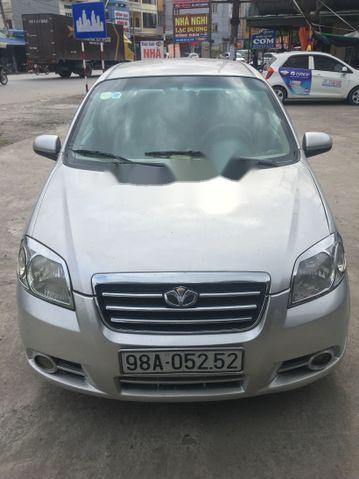 Cần bán gấp Daewoo Gentra 2009, màu bạc, giá 162tr